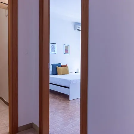 Guesthost - Darsena Luminous & Cozy Apartment *