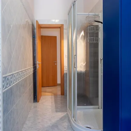 Guesthost - Darsena Luminous & Cozy Apartment *