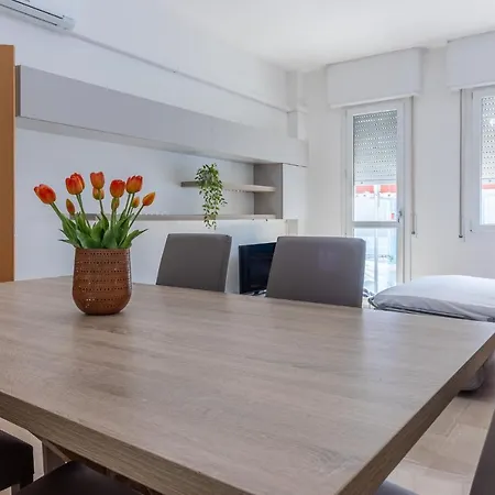 Apartment Darsena Luminous & Cozy