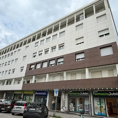 Darsena Luminous & Cozy Apartment Ferrara