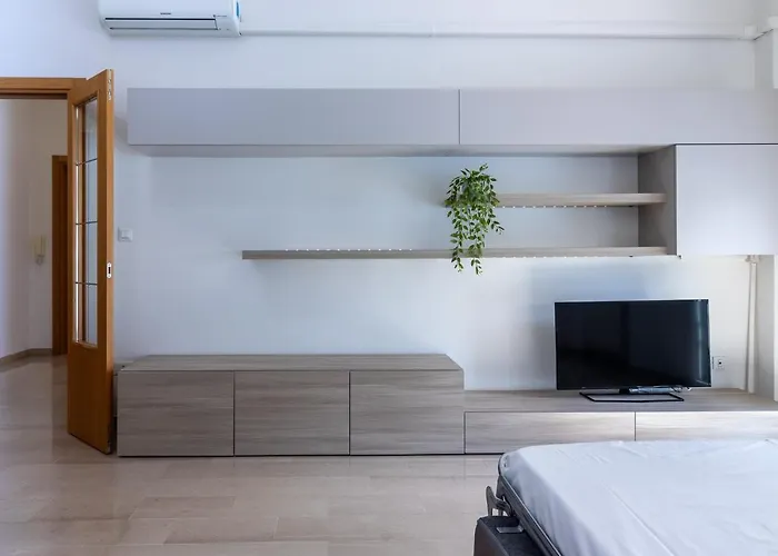 Διαμέρισμα Guesthost - Darsena Luminous & Cozy *