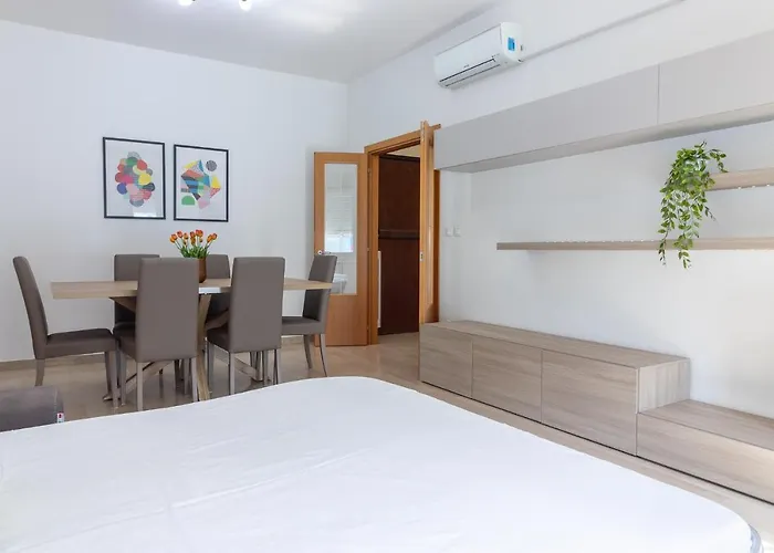 Διαμέρισμα Guesthost - Darsena Luminous & Cozy Φεράρα