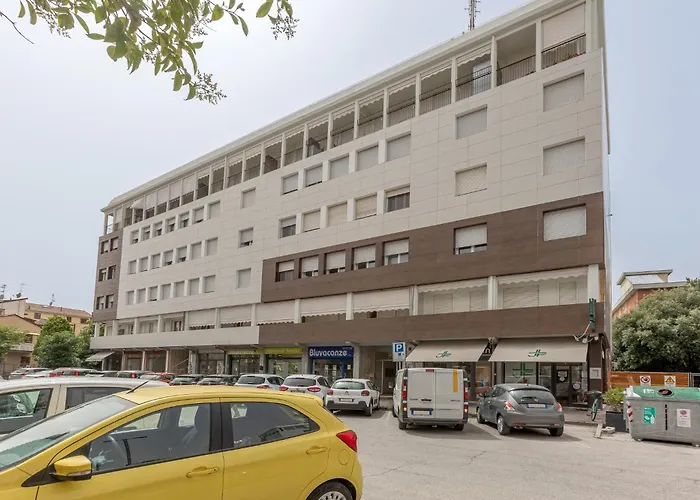 Guesthost - Darsena Luminous & Cozy Διαμέρισμα Φεράρα